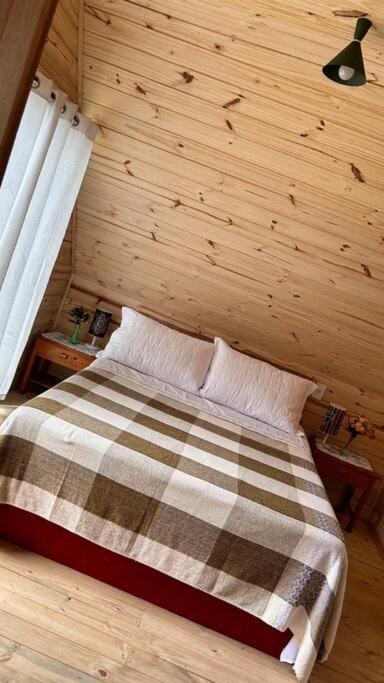Chale Flor Da Montanha 2 Villa Sao Bento do Sapucai Ngoại thất bức ảnh
