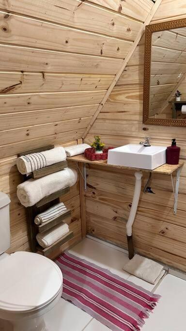 Chale Flor Da Montanha 2 Villa Sao Bento do Sapucai Ngoại thất bức ảnh