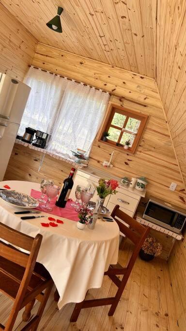 Chale Flor Da Montanha 2 Villa Sao Bento do Sapucai Ngoại thất bức ảnh